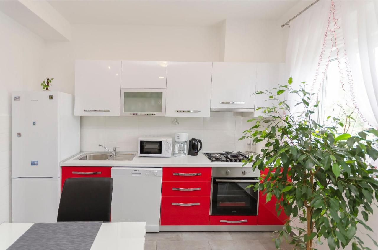 Apartment Luka Rupe エクステリア 写真